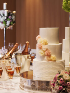 wedding-food-flowers-reception