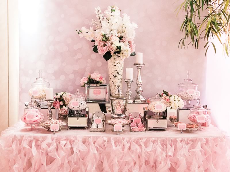Guests with a sweet tooth will love you for creating a sweets table at your reception! Here's how to embrace all things sweet and DIY in style...